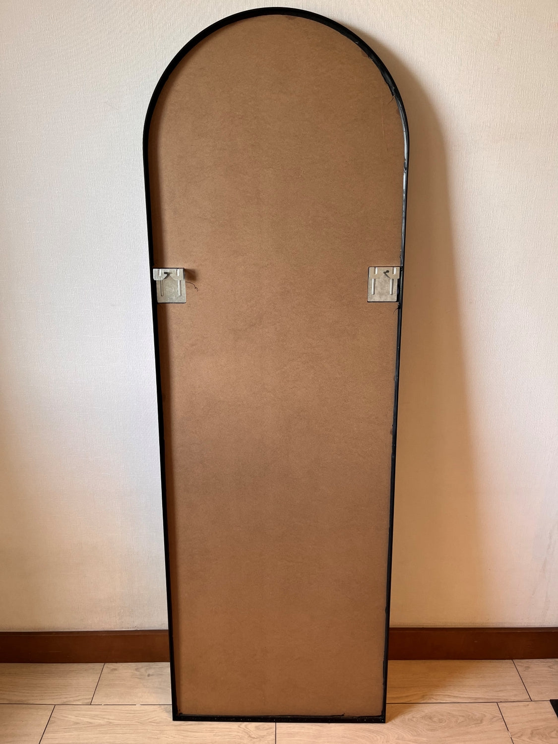 Espejo Metálico Arco 56x168 cm Piso y Pared Polaris