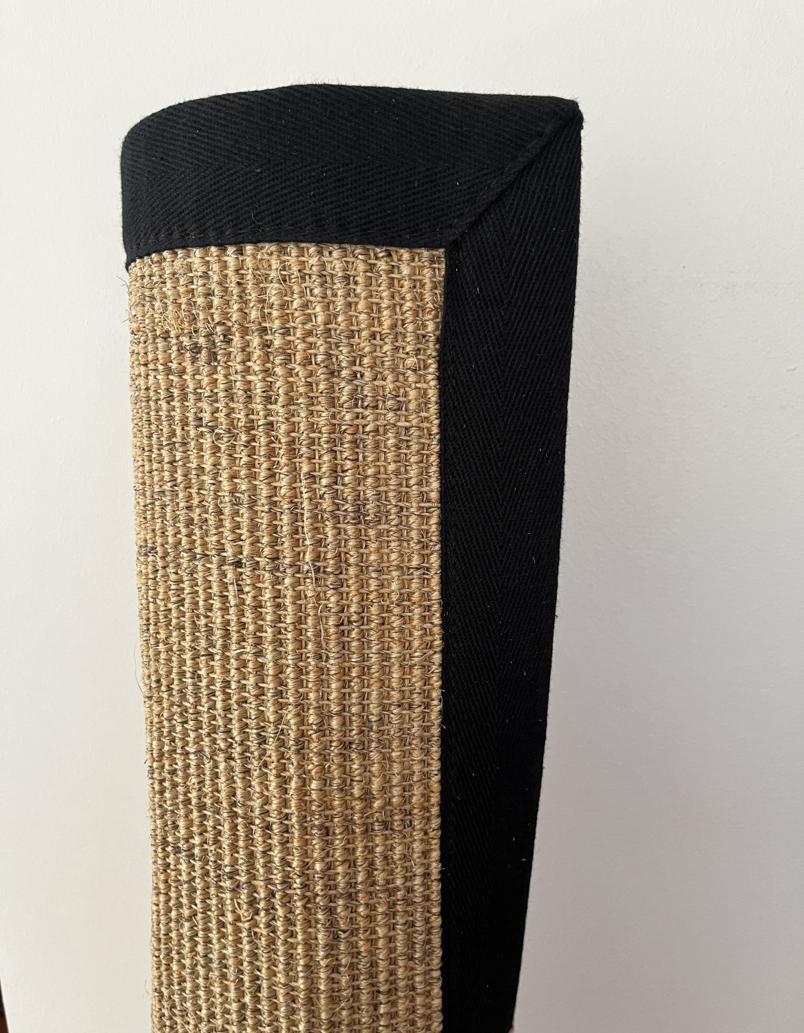 Alfombra Sisal Natural BD485 Borde de Tela Negro